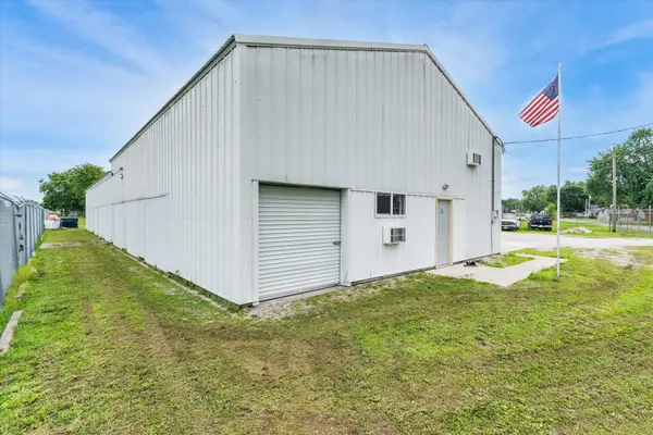 711 9th ST W, Milan, IL 61264