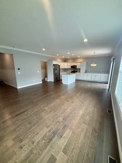 4465 W Slate Creek DR, Bettendorf, IA 52722