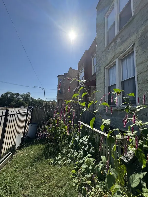 1132 S Sacramento BLVD, Chicago, IL 60612