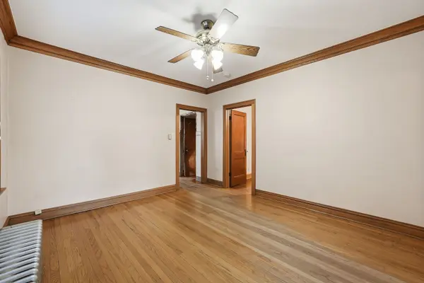 6514 S Kedvale AVE, Chicago, IL 60629