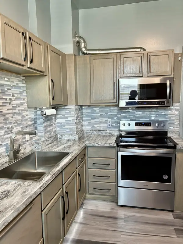 6557 S Wentworth AVE, Chicago, IL 60621