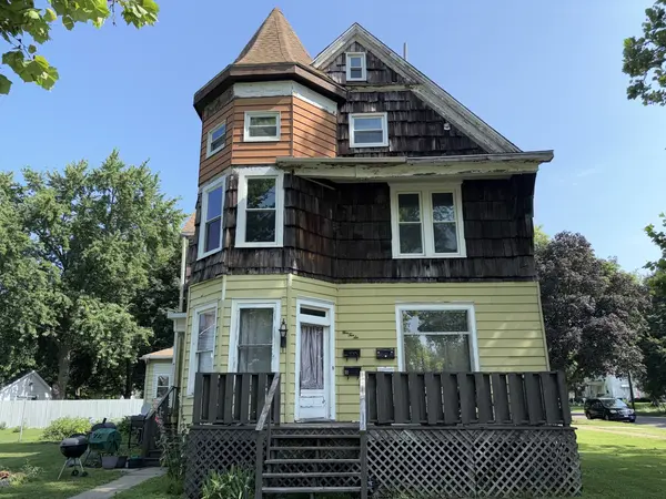 526 E 9th ST, Gibson City, IL 60936