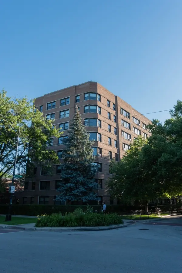 4880 N Marine DR #304, Chicago, IL 60640