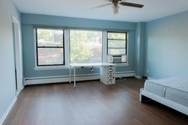 4880 N Marine DR #304, Chicago, IL 60640