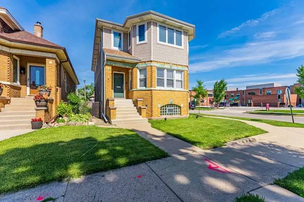 2901 N 76th CT, Elmwood Park, IL 60707