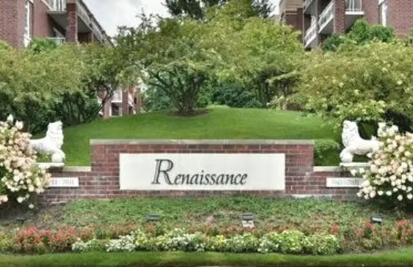 7081 W Touhy AVE #407, Niles, IL 60714