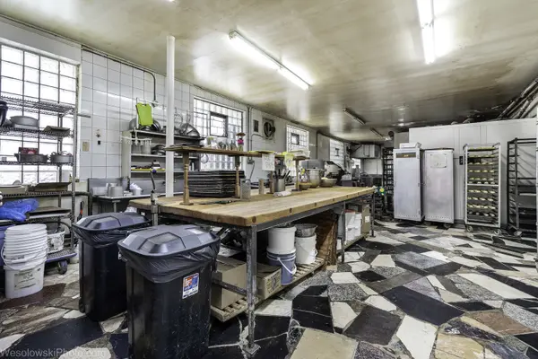 6454 N MILWAUKEE AVE, Chicago, IL 60631