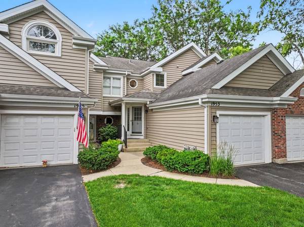 1953 N Coldspring RD, Arlington Heights, IL 60004