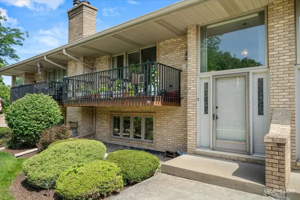 8316 Woodland DR #5, Darien, IL 60561