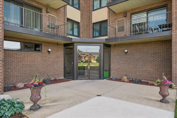 7707 W Irving Park RD #308, Chicago, IL 60634