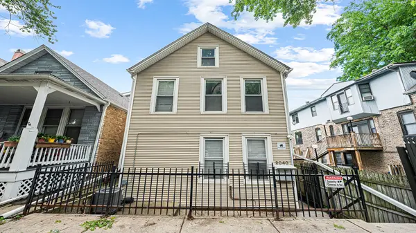 2040 W Charleston ST, Chicago, IL 60647