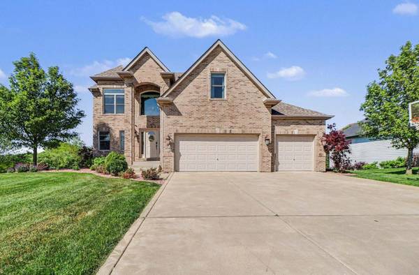 8940 Doubletree DR N, Crown Point, IN 46307