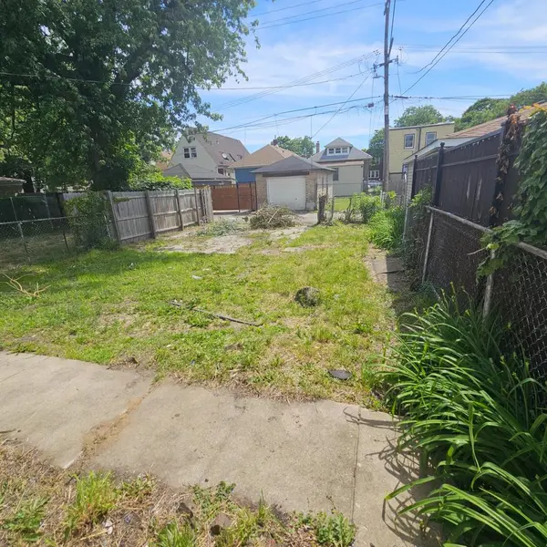 7747 S Langley AVE, Chicago, IL 60619