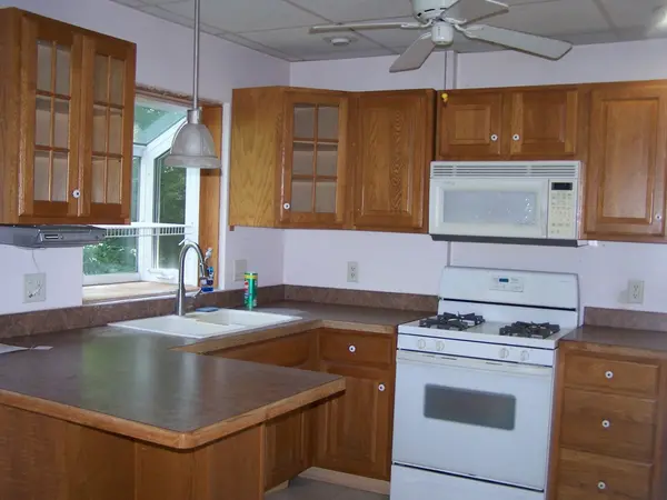 3212 Pleasant DR, Wonder Lake, IL 60097