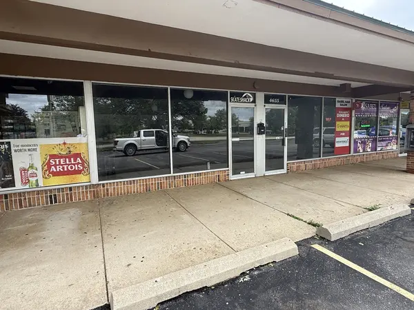4651 Old Tavern RD, Lisle, IL 60532