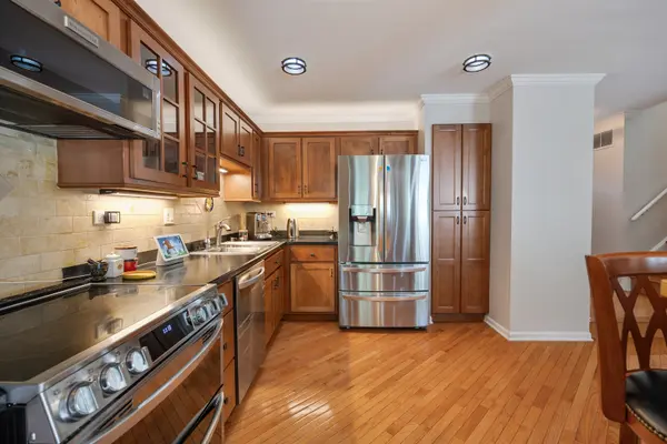 443 Partridge LN #443, Deerfield, IL 60015