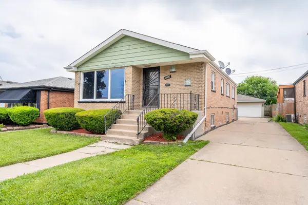 12927 S Saginaw AVE, Chicago, IL 60633