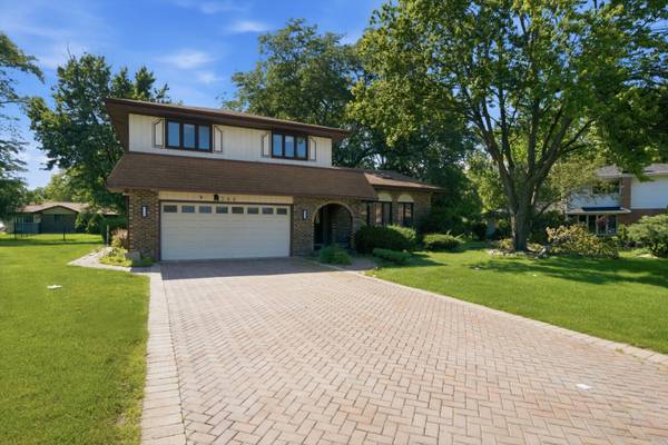 346 BUTTERNUT DR, Wood Dale, IL 60191