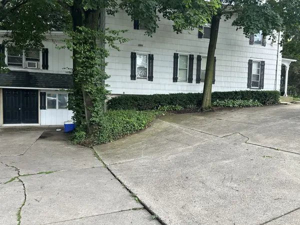 227 N First ST, Geneva, IL 60134