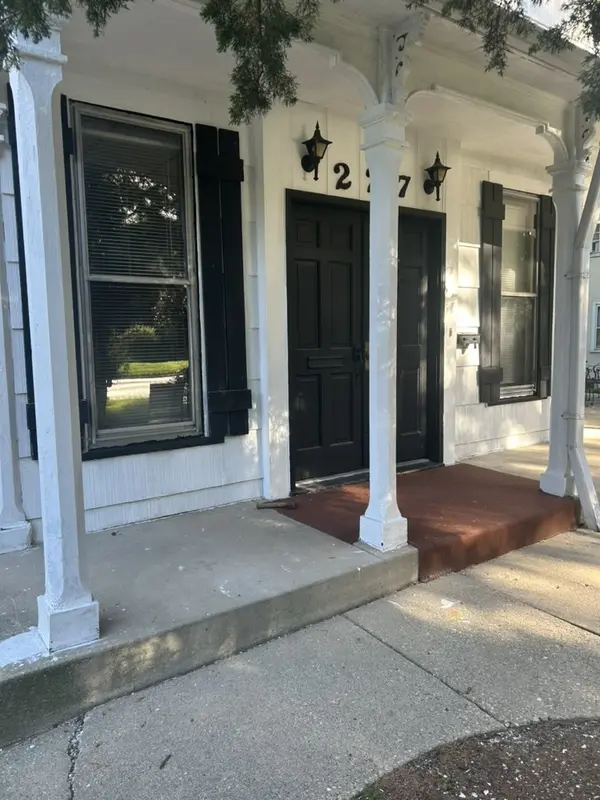 227 N First ST, Geneva, IL 60134