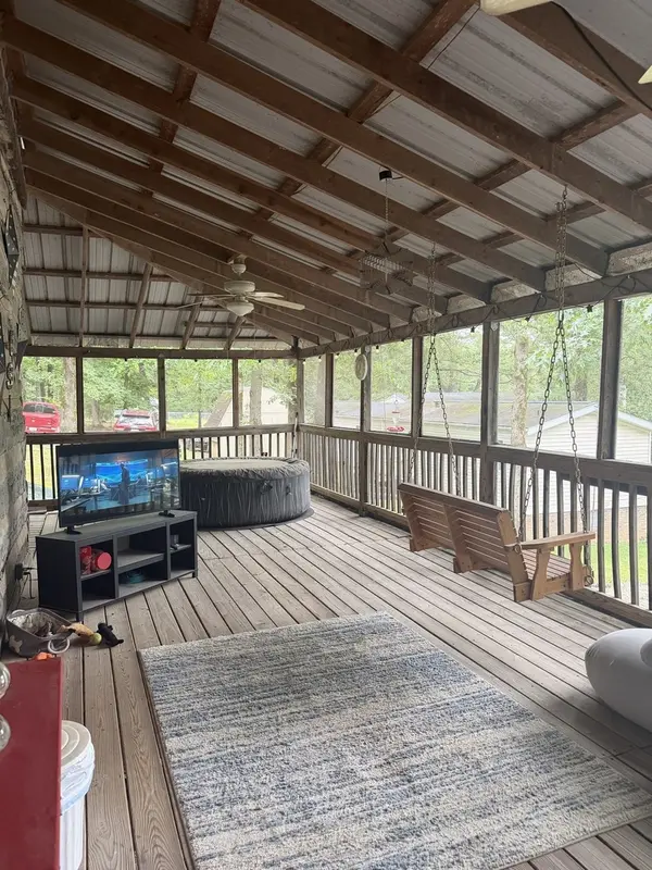 9620 Hohman Lake RD, Brookport, IL 62910
