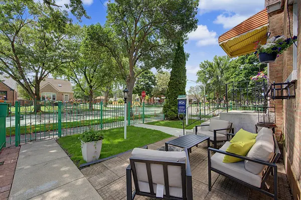 11301 S Avenue H, Chicago, IL 60617