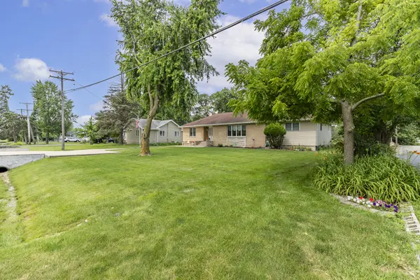 18622 Burnham AVE, Lansing, IL 60438