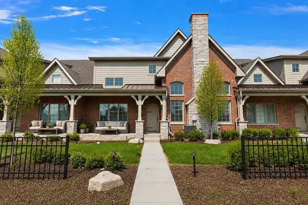 9730 Folkers DR, Frankfort, IL 60423