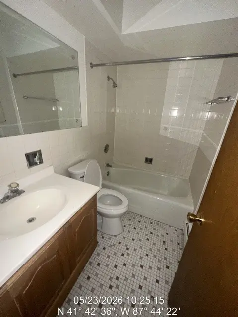4752 W 101st ST #6C, Oak Lawn, IL 60453