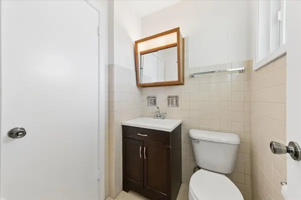 61 Miller RD, Lake Zurich, IL 60047