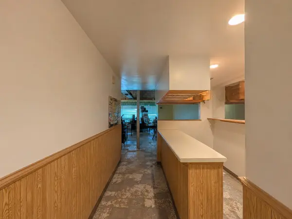 4663 Old Tavern RD, Lisle, IL 60532