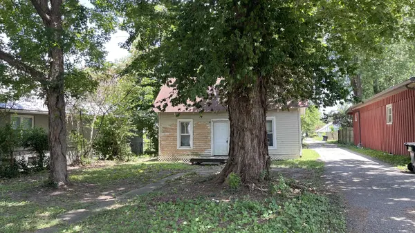 1608 North AVE, Metropolis, IL 62960