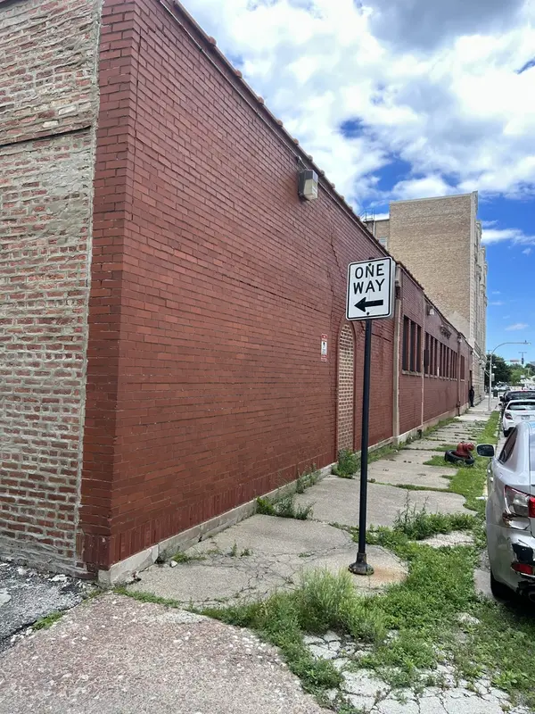 1948 E 71st PL, Chicago, IL 60649