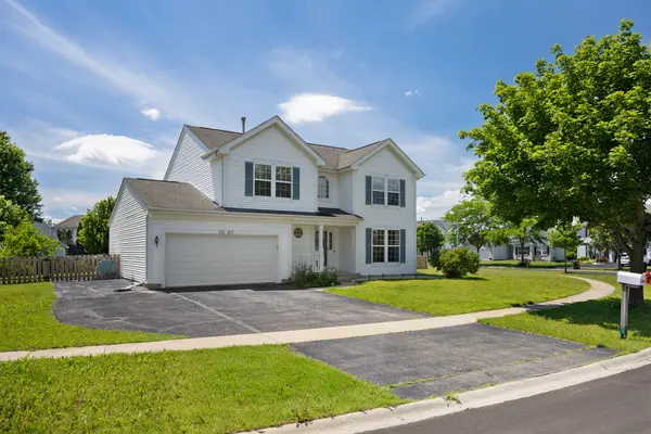 5687 McKenzie DR, Lake In The Hills, IL 60156