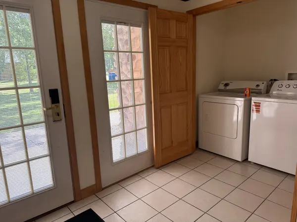 2643 N 178 Route #9-3, Utica, IL 61373