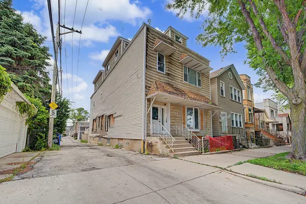 3442 S Lowe AVE, Chicago, IL 60616