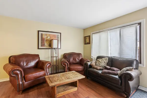 4038 W Almansa LN, Oak Lawn, IL 60453