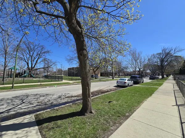 9130 S Throop ST, Chicago, IL 60620