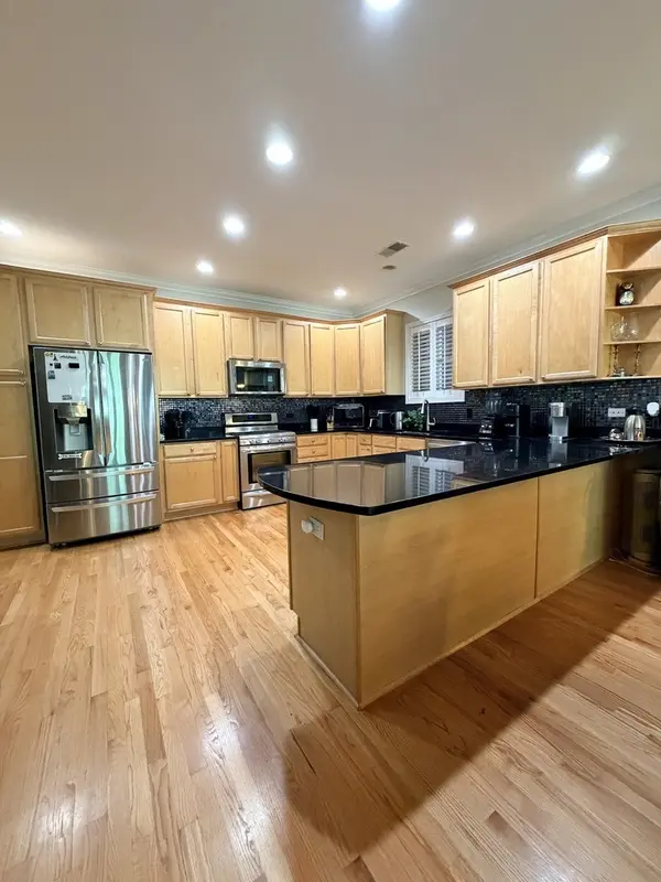 3820 N Clark ST #2N, Chicago, IL 60613