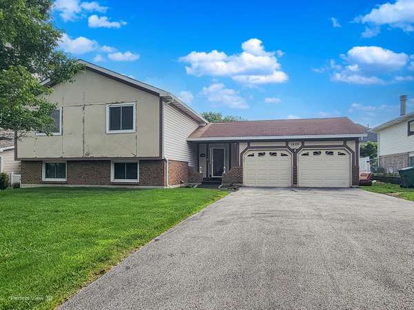 1605 S MAIN ST, Lombard, IL 60148