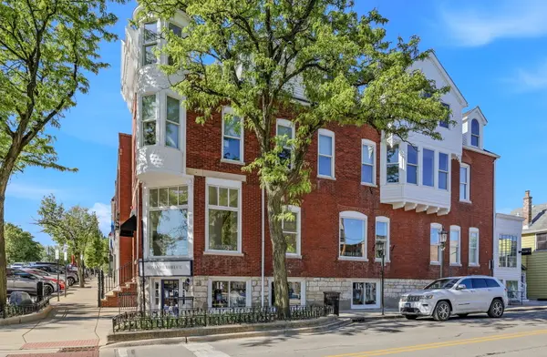 102 S Washington ST #OWNERS, Hinsdale, IL 60521