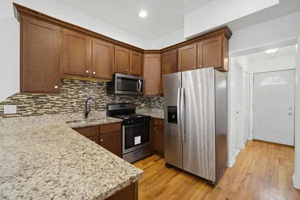 3505 W Le Moyne ST, Chicago, IL 60651