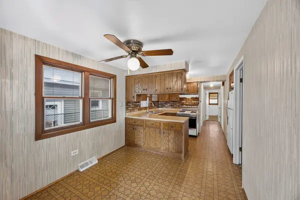 12723 S Marquette AVE, Chicago, IL 60633