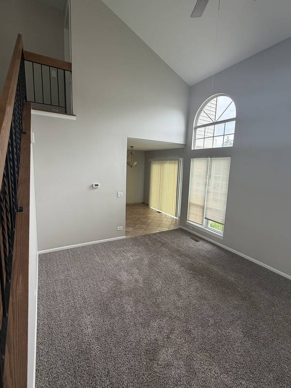 902 Sturnbridge CT, Schaumburg, IL 60173