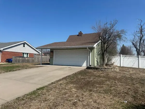 9843 Tulley AVE, Oak Lawn, IL 60453
