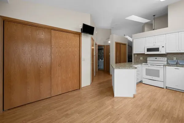 3964 Partridge CIR, Bettendorf, IA 52722
