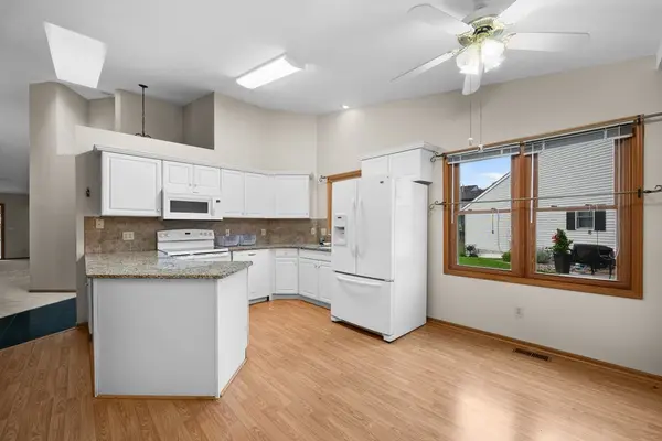 3964 Partridge CIR, Bettendorf, IA 52722