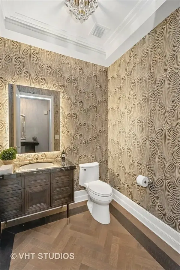 435 N Michigan AVE #401, Chicago, IL 60611