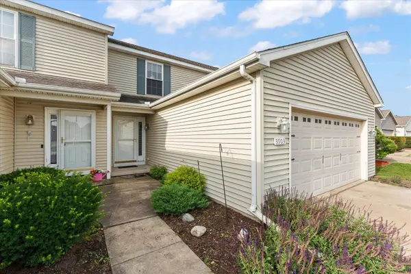 3903 Balmoral DR, Champaign, IL 61822