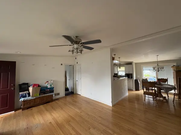 127 Cardinal LN, Sandwich, IL 60548
